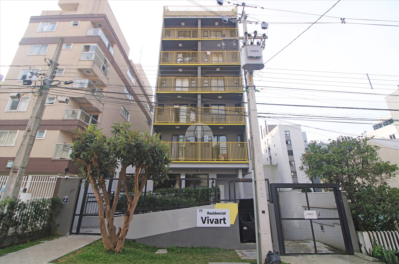Apartamento para alugar em Novo Mundo, Curitiba — Portal Chave Fácil