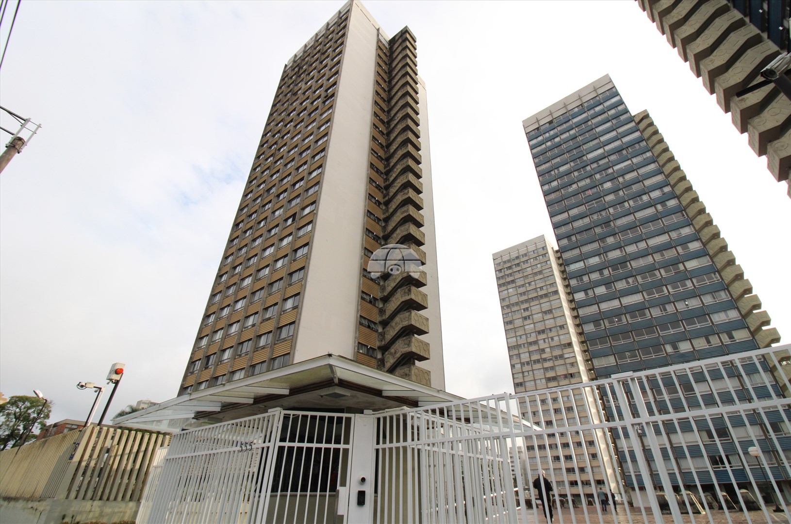 Apartamento para alugar em Alto Da Rua Xv, Curitiba — Portal Chave Fácil