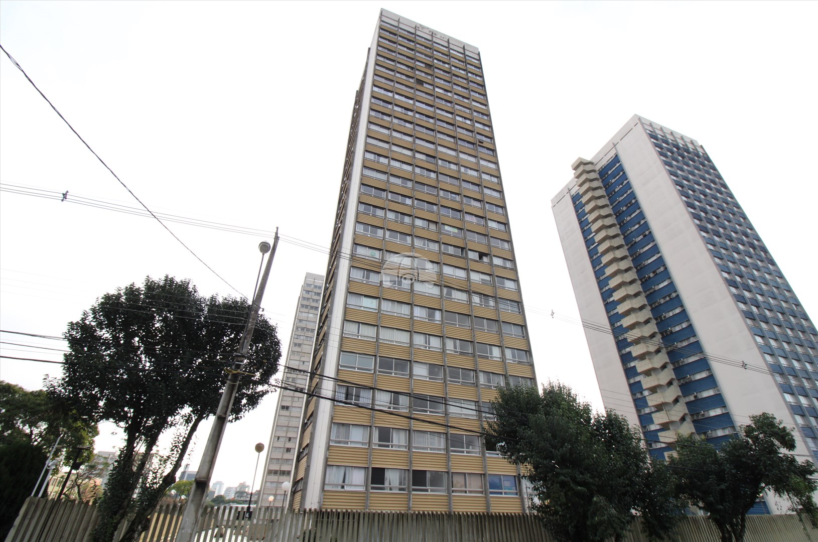 Apartamento para alugar em Alto Da Rua Xv, Curitiba — Portal Chave Fácil
