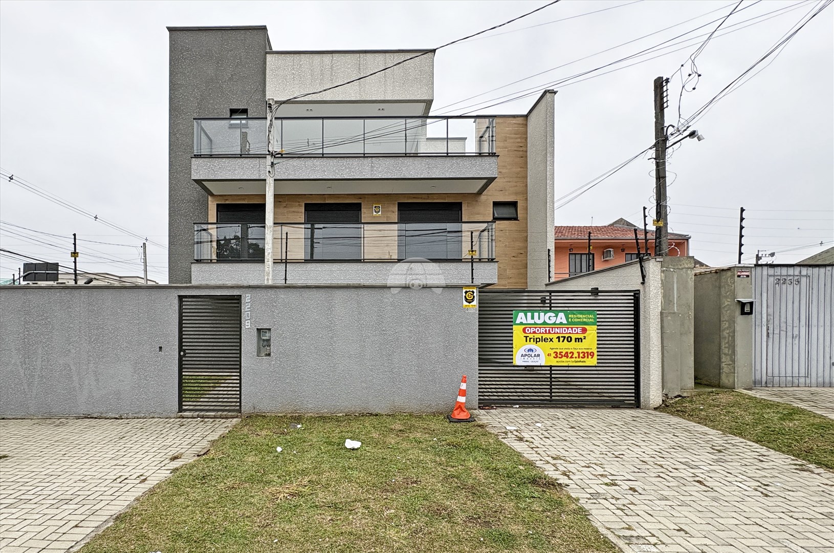 Casa para alugar em Capão Da Imbuia, Curitiba — Portal Chave Fácil