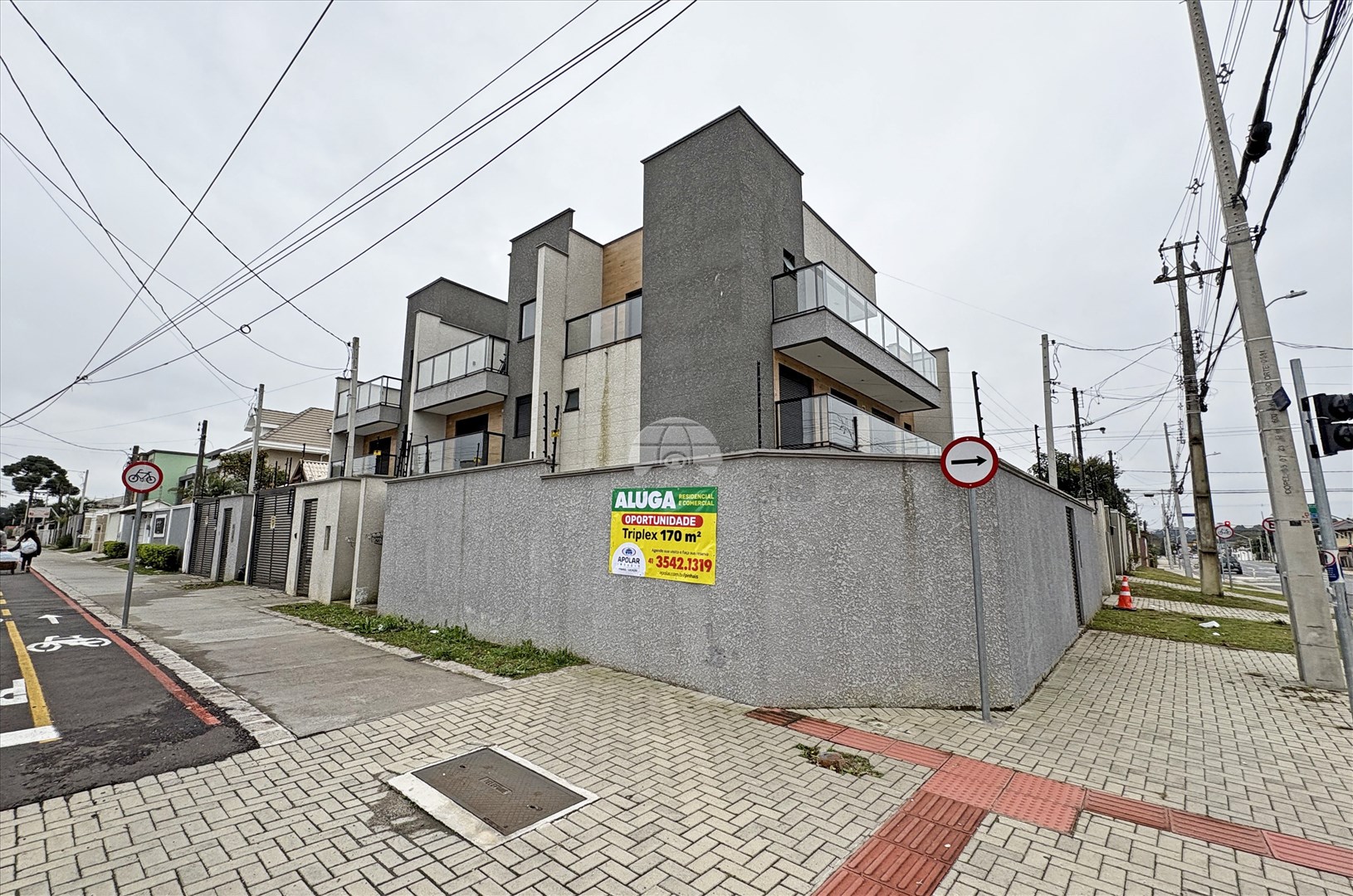 Casa para alugar em Capão Da Imbuia, Curitiba — Portal Chave Fácil