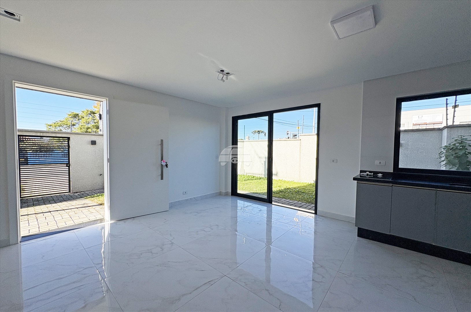 Triplex Residencial para Locação no Bairro Capão Da Imbuia ref. 400766 (9 / 10)