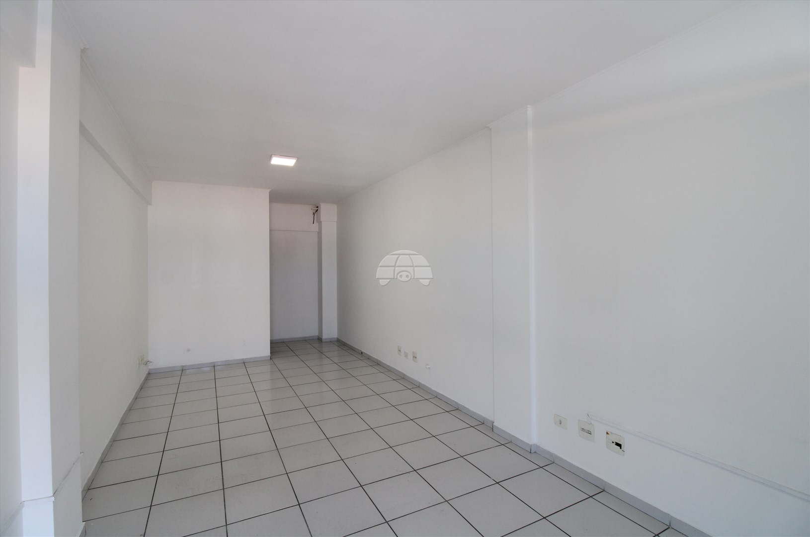 Sala/Conjunto Comercial à venda em Novo Mundo, Curitiba — Portal Chave Fácil