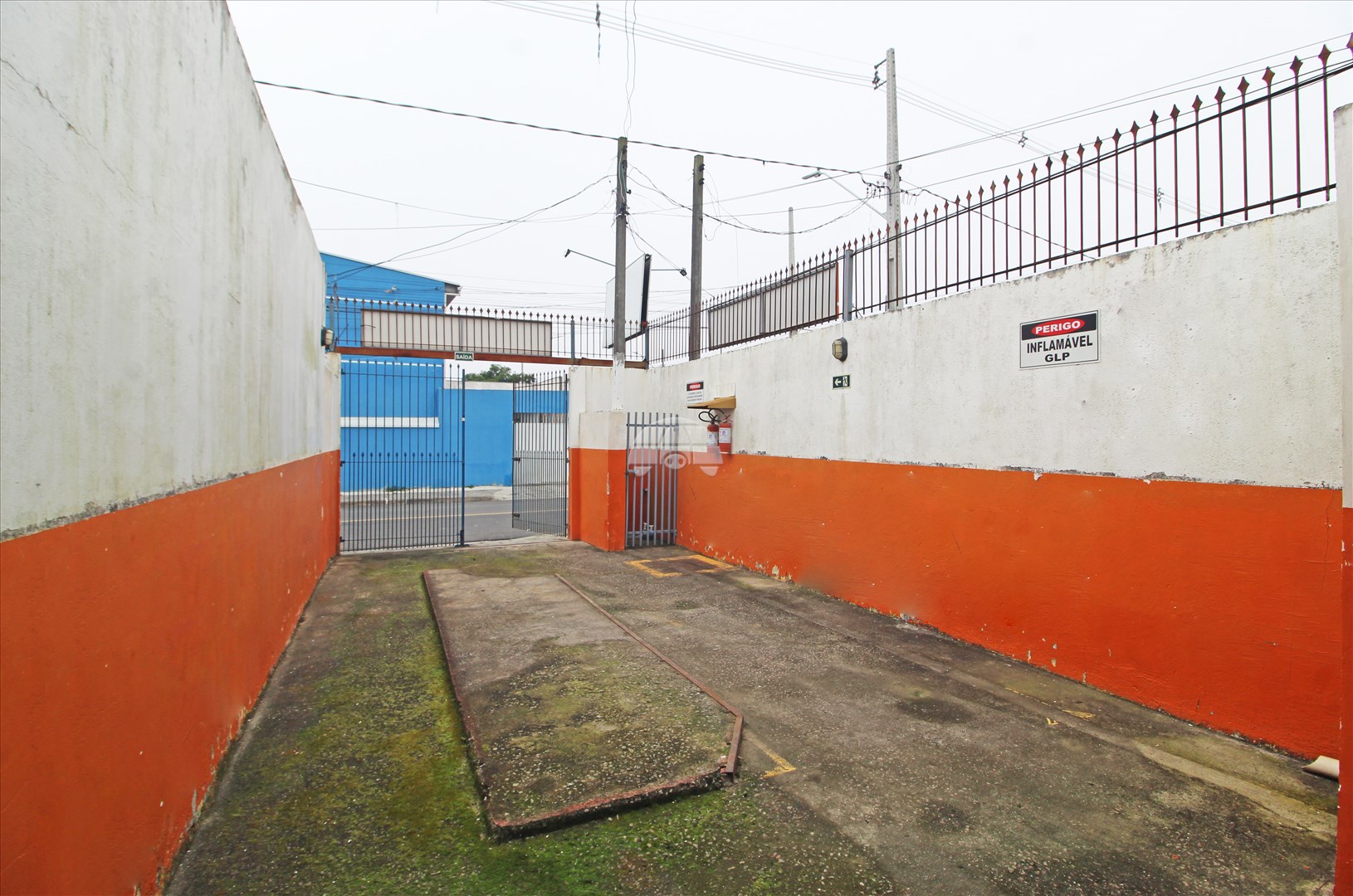 Sala/Conjunto Comercial para alugar em Guarituba, Piraquara — Portal Chave Fácil