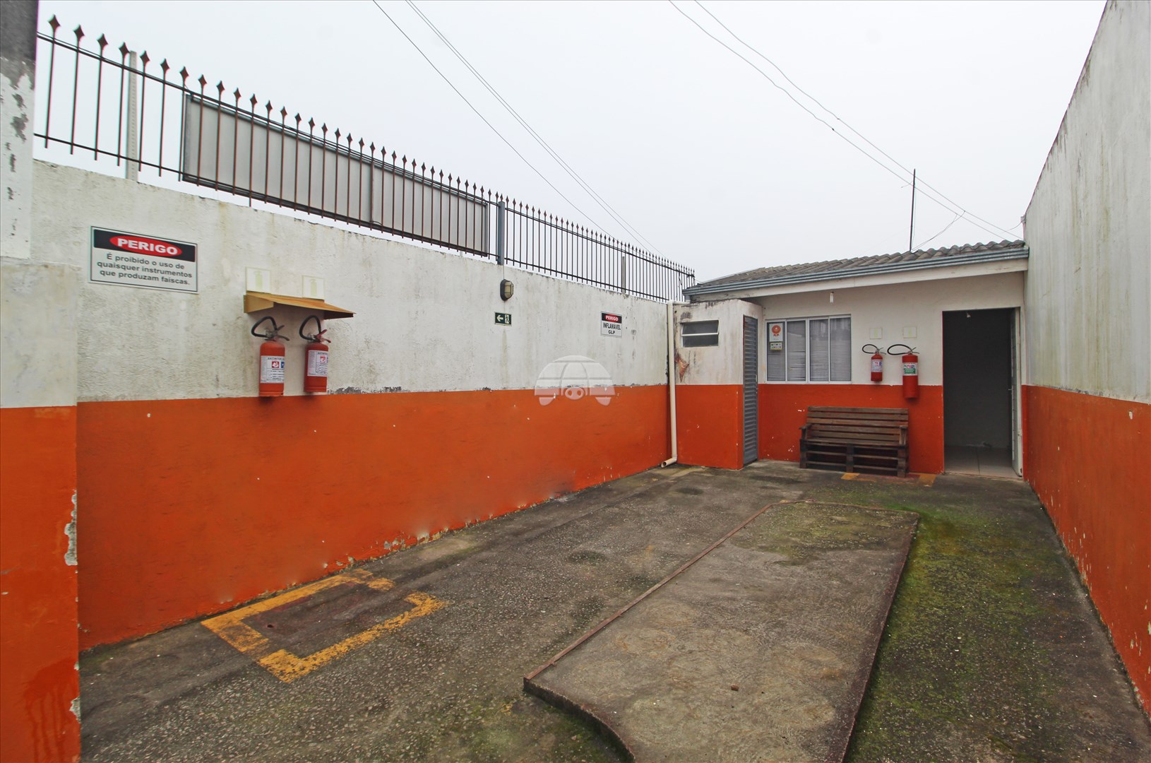 Sala/Conjunto Comercial para alugar em Guarituba, Piraquara — Portal Chave Fácil