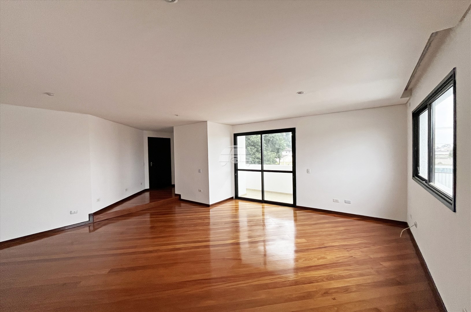 Apartamento para alugar em Pinheirinho, Curitiba — Portal Chave Fácil