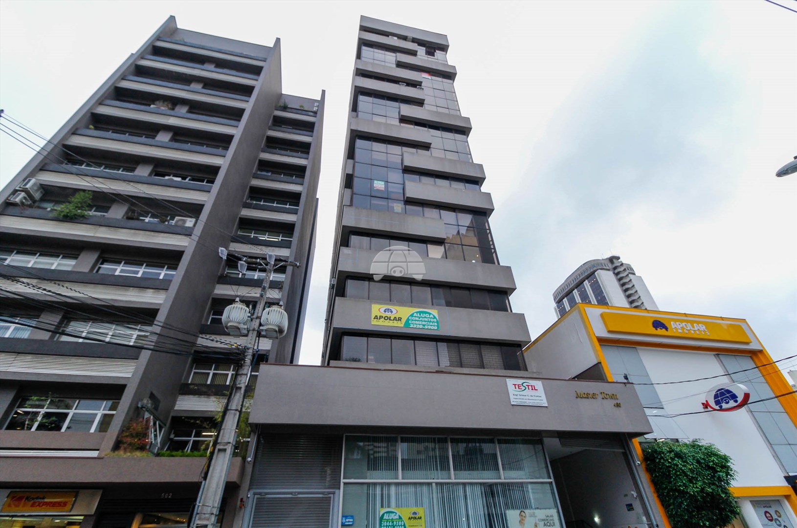 Casa para alugar em Centro, Curitiba — Portal Chave Fácil