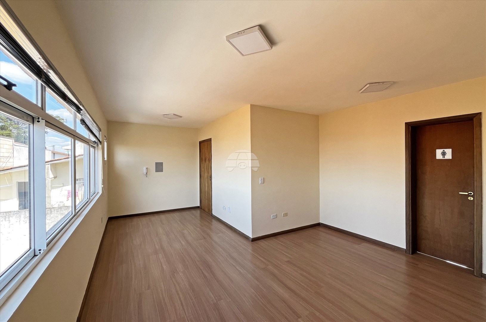 Sala/Conjunto Comercial para alugar em Uberaba, Curitiba — Portal Chave Fácil
