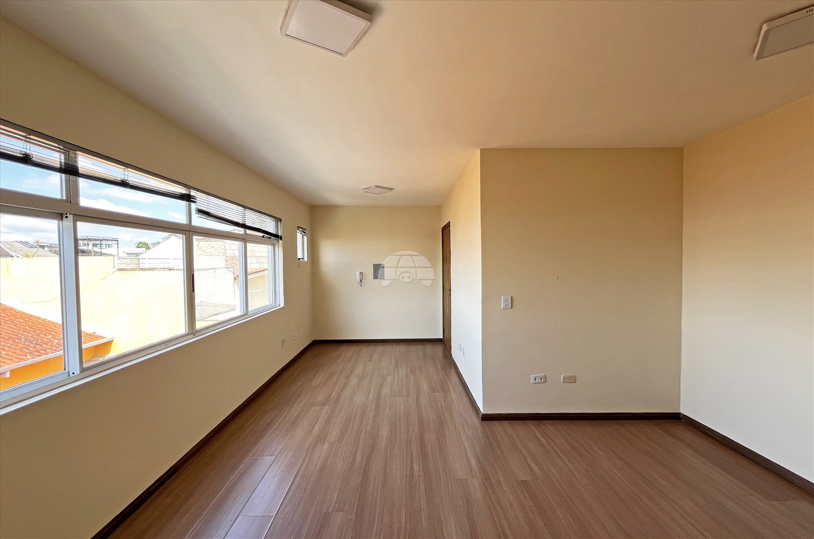 Sala/Conjunto Comercial para alugar em Uberaba, Curitiba — Portal Chave Fácil