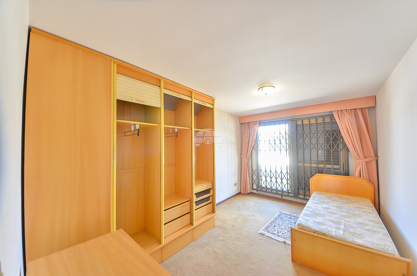 Casa à venda em Jardim Botânico, Curitiba — Imobiliária Cilar