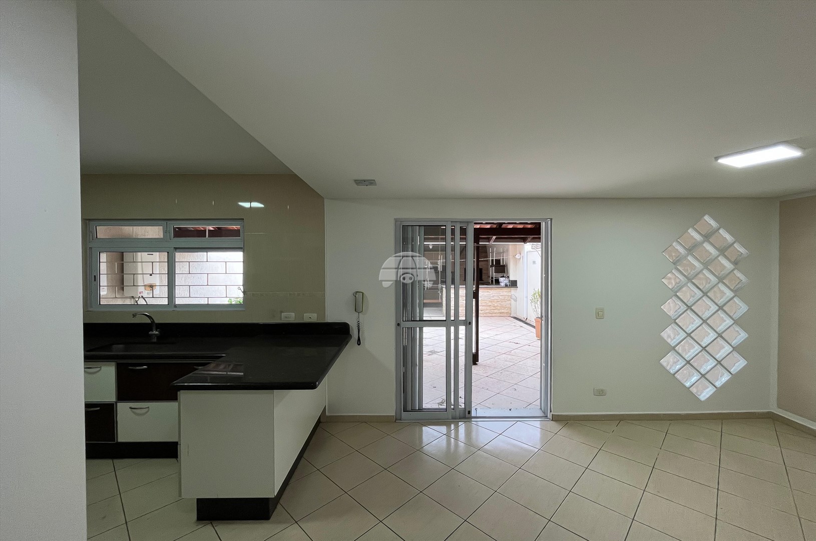 Sobrado Residencial para Locação no Bairro Xaxim ref. 87656 (8 / 10)