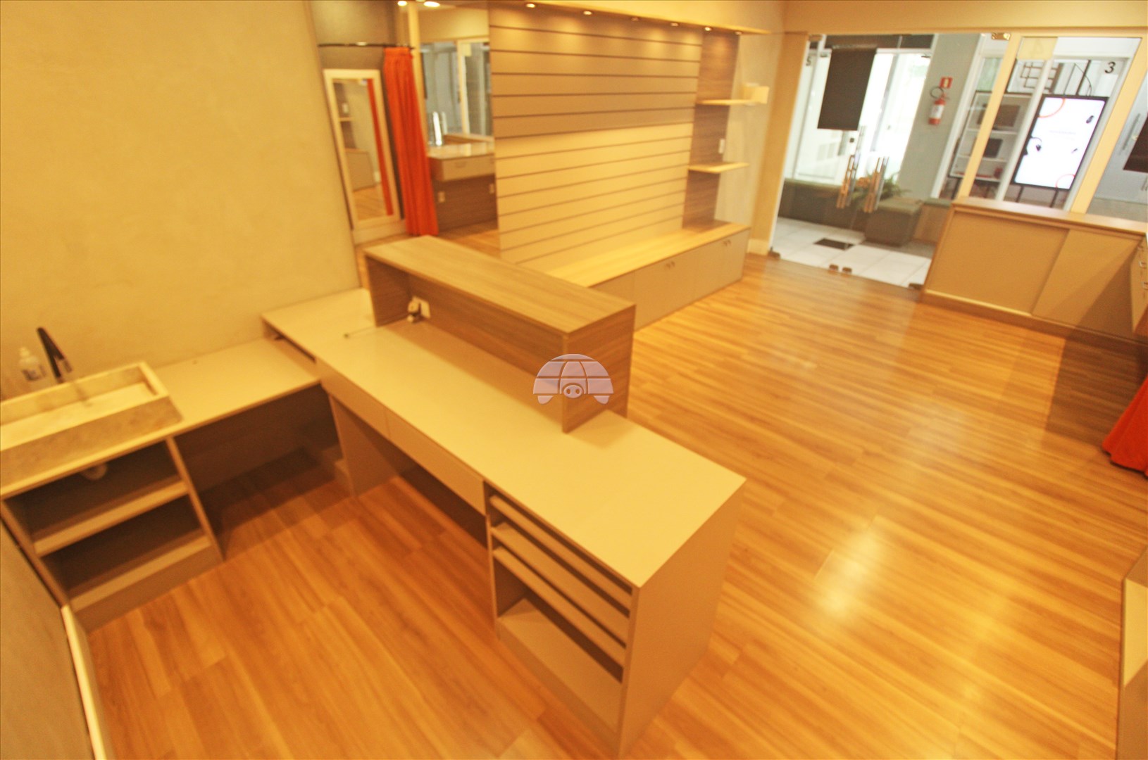 Sala/Conjunto Comercial para alugar em Centro, Curitiba — Portal Chave Fácil