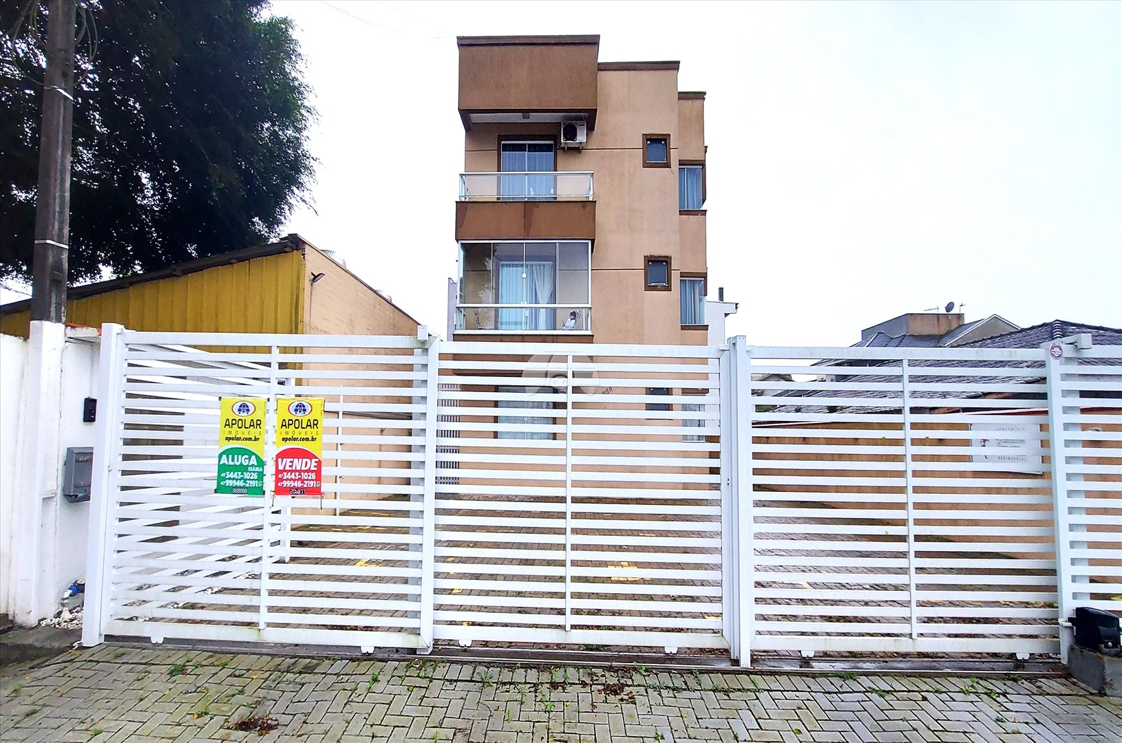 Apartamento à venda em Balneário Cambiju, Itapoá — Portal Chave Fácil