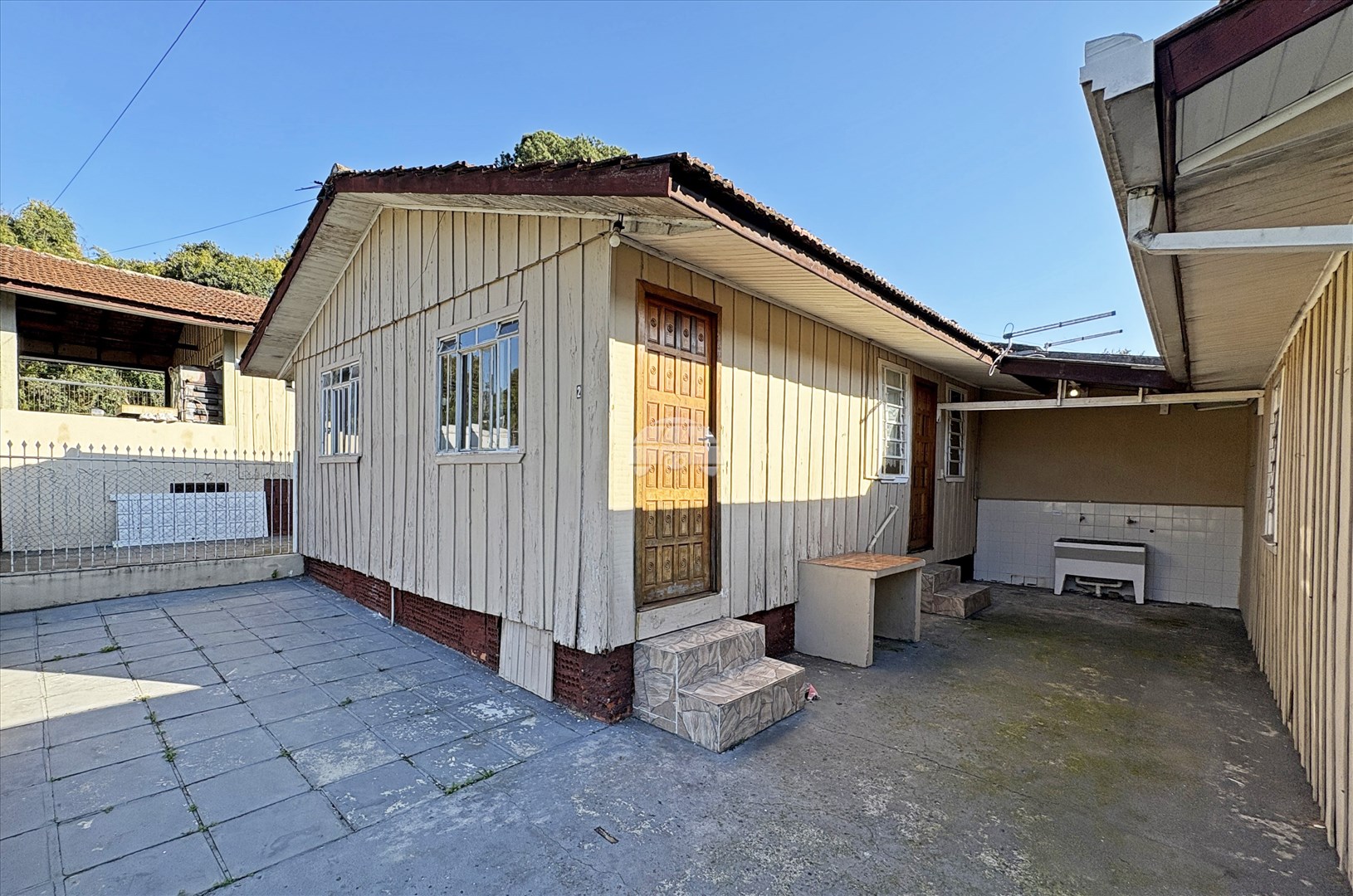 Casa Residencial para Locação no Bairro Portão ref. 551475 (1 / 10)