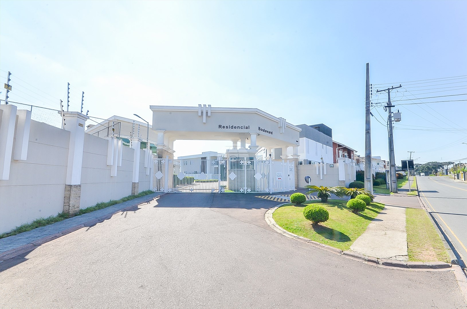 Casa à venda em Uberaba, Curitiba — Portal Chave Fácil