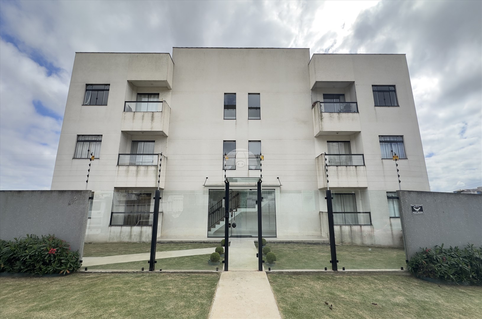 Apartamento para alugar em Rio Verde, Colombo — Portal Chave Fácil