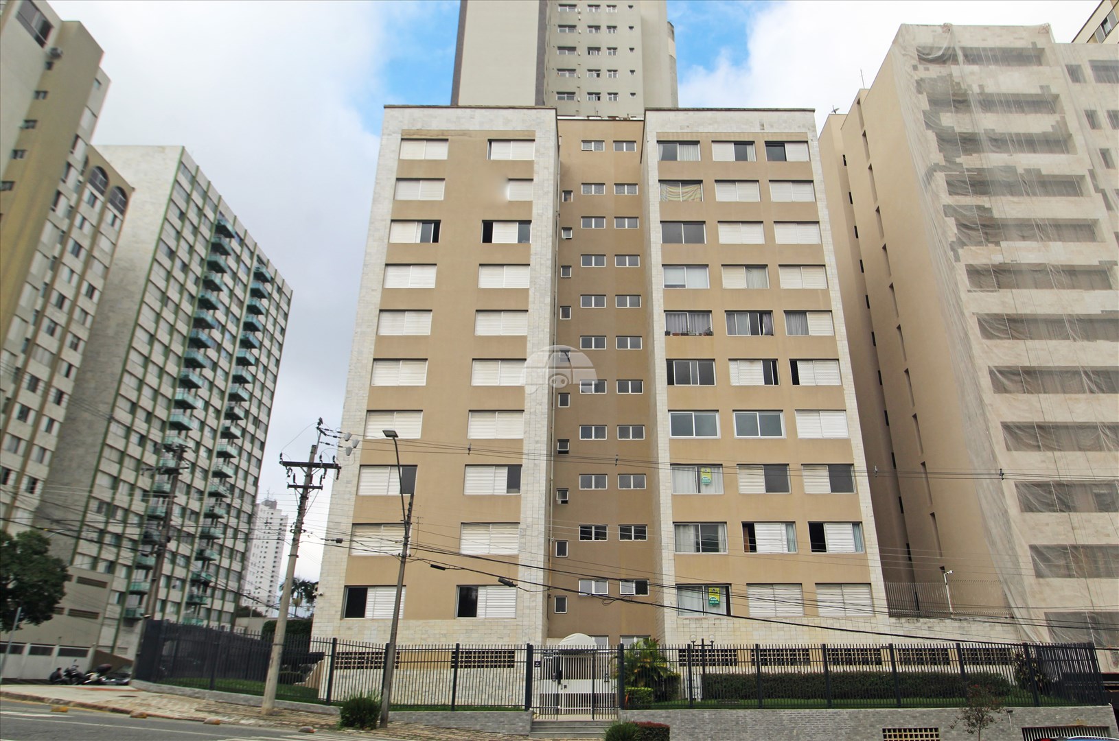 Apartamento para alugar em Centro, Curitiba — Portal Chave Fácil