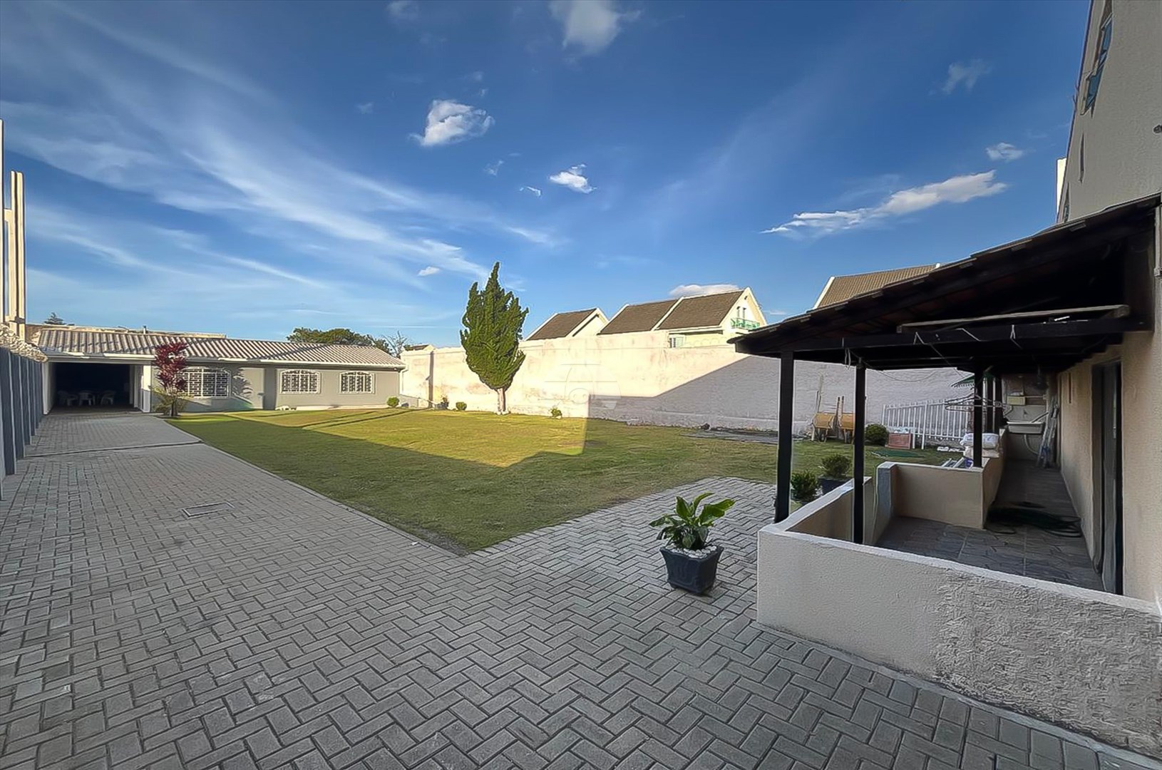 Casa para alugar em Boqueirão, Curitiba — Portal Chave Fácil
