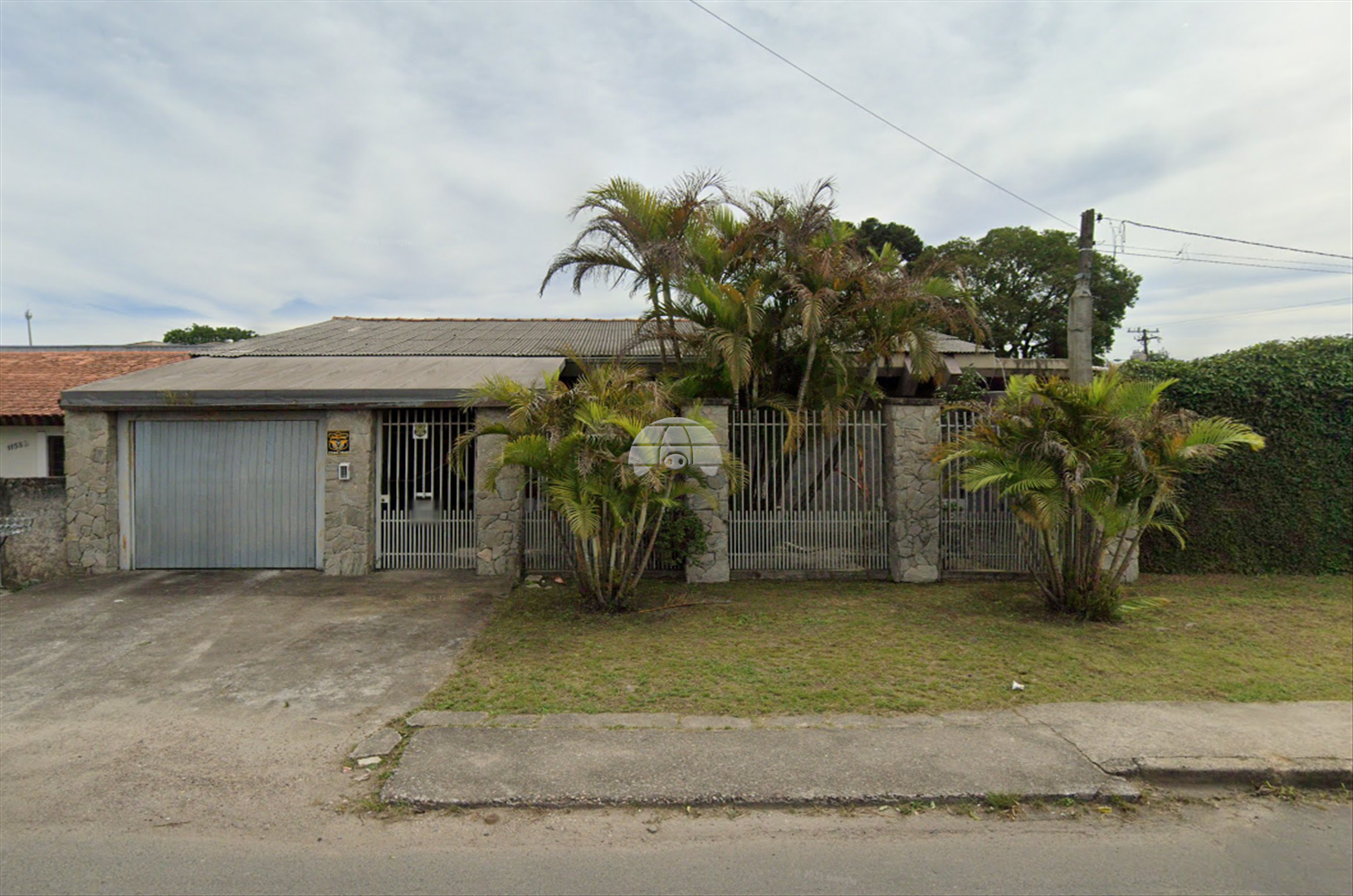 Casa à venda em Boqueirão, Curitiba — Portal Chave Fácil