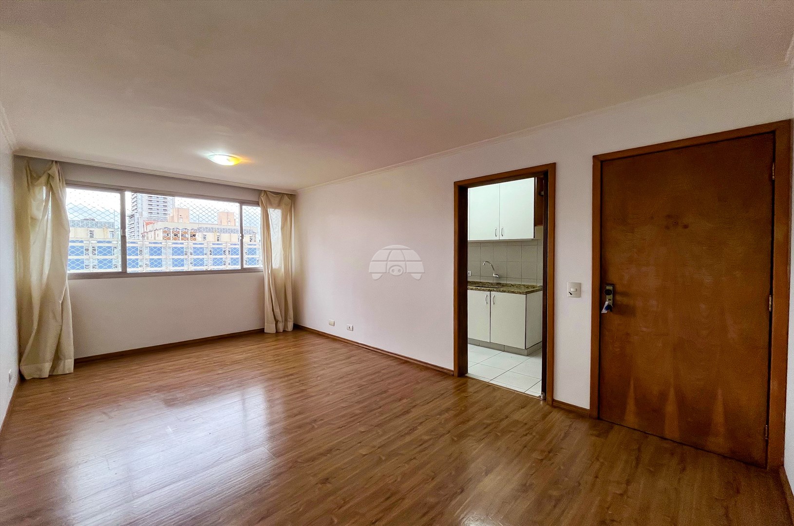 Apartamento para alugar em Centro Cívico, Curitiba — Portal Chave Fácil