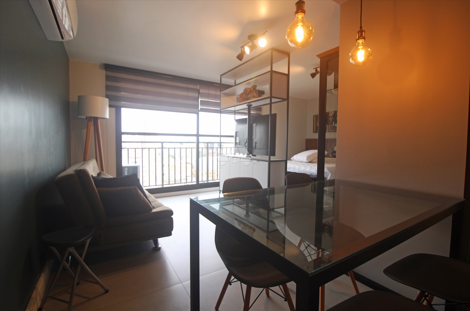 Apartamento para alugar em Centro, Curitiba — Portal Chave Fácil