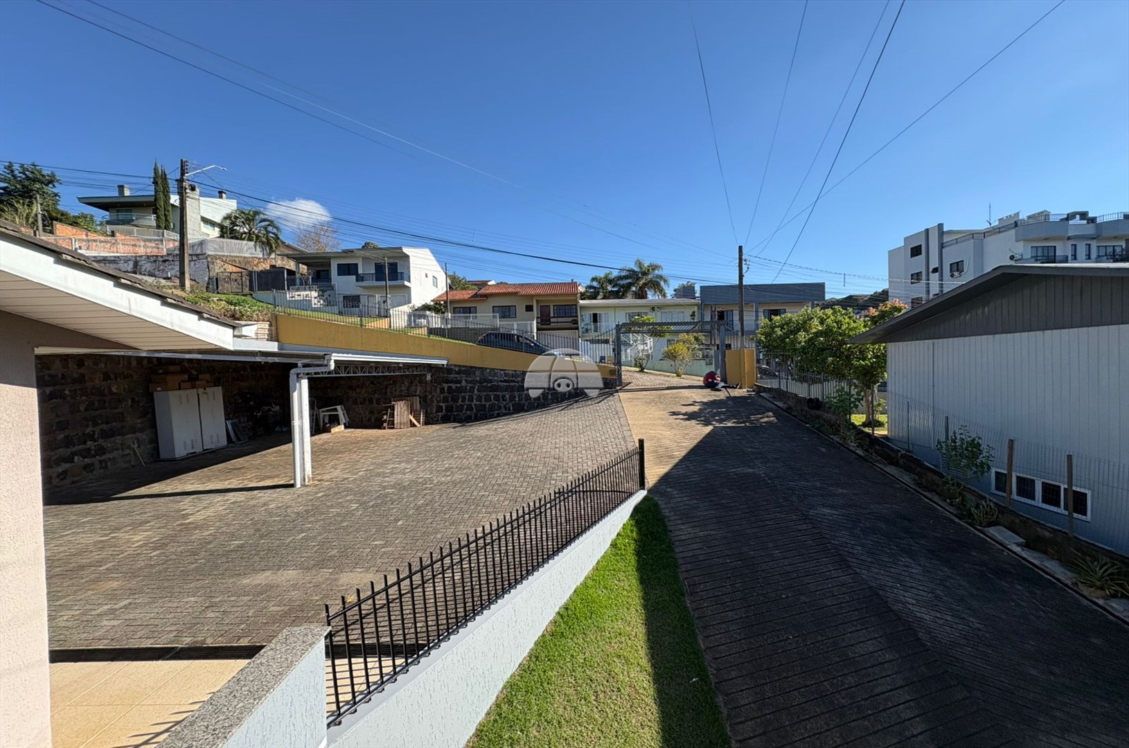 Sobrado para alugar em Menino Deus, Pato Branco — Portal Chave Fácil