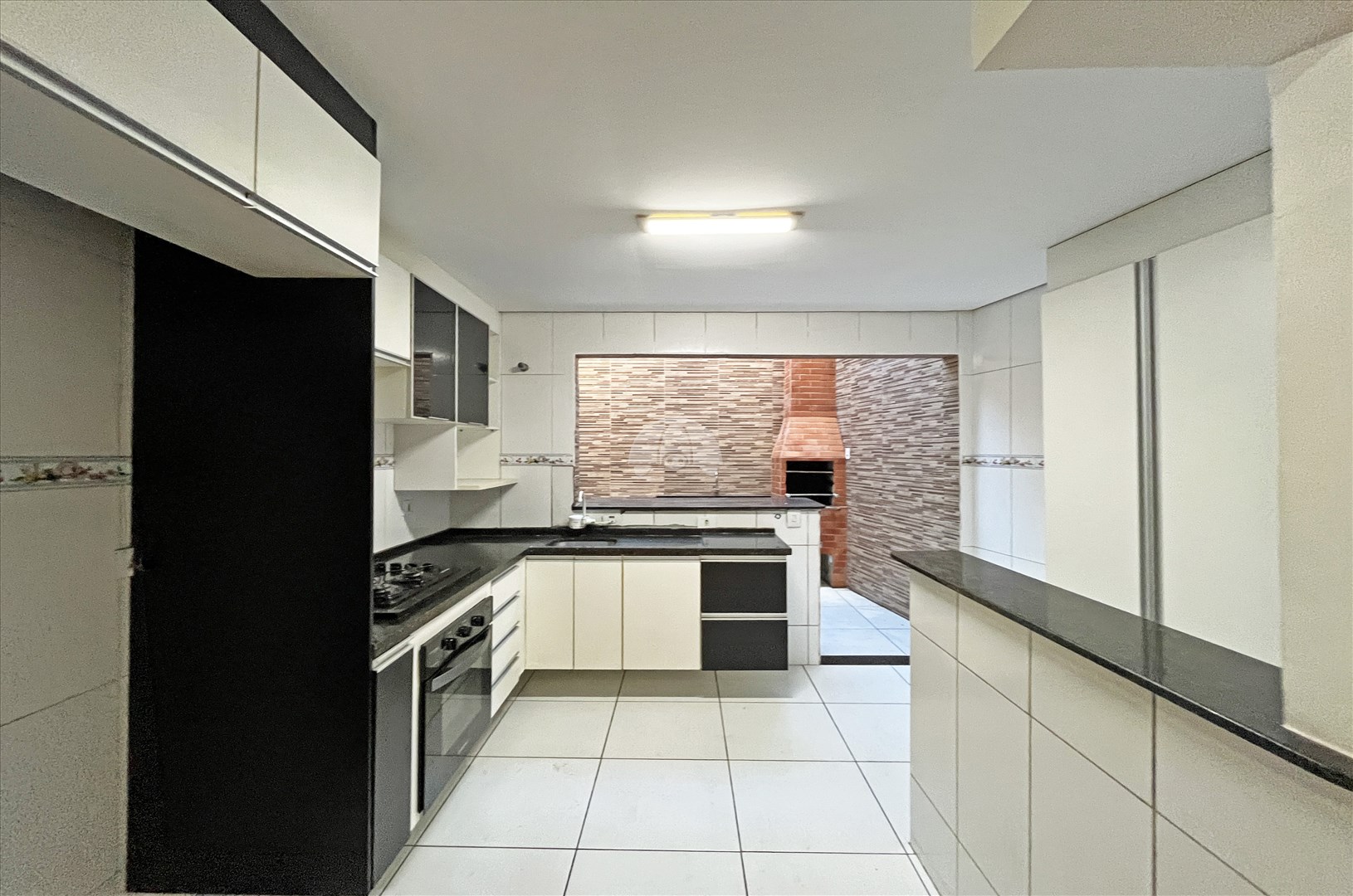 Sobrado Residencial para Locação no Bairro Sítio Cercado ref. 106125 (8 / 10)