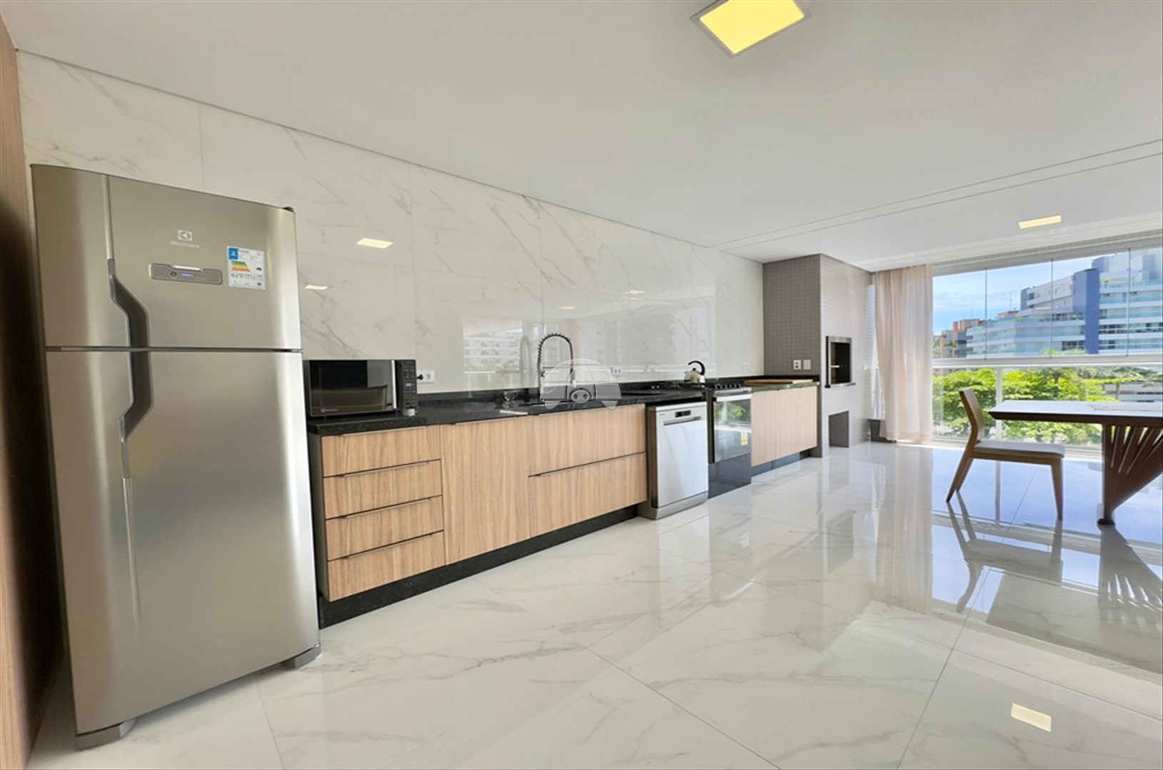 Apartamento à venda em Caioba, Matinhos — Portal Chave Fácil