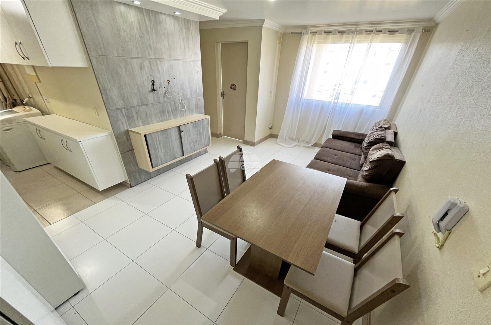 Apartamento para alugar em Sítio Cercado, Curitiba — Portal Chave Fácil