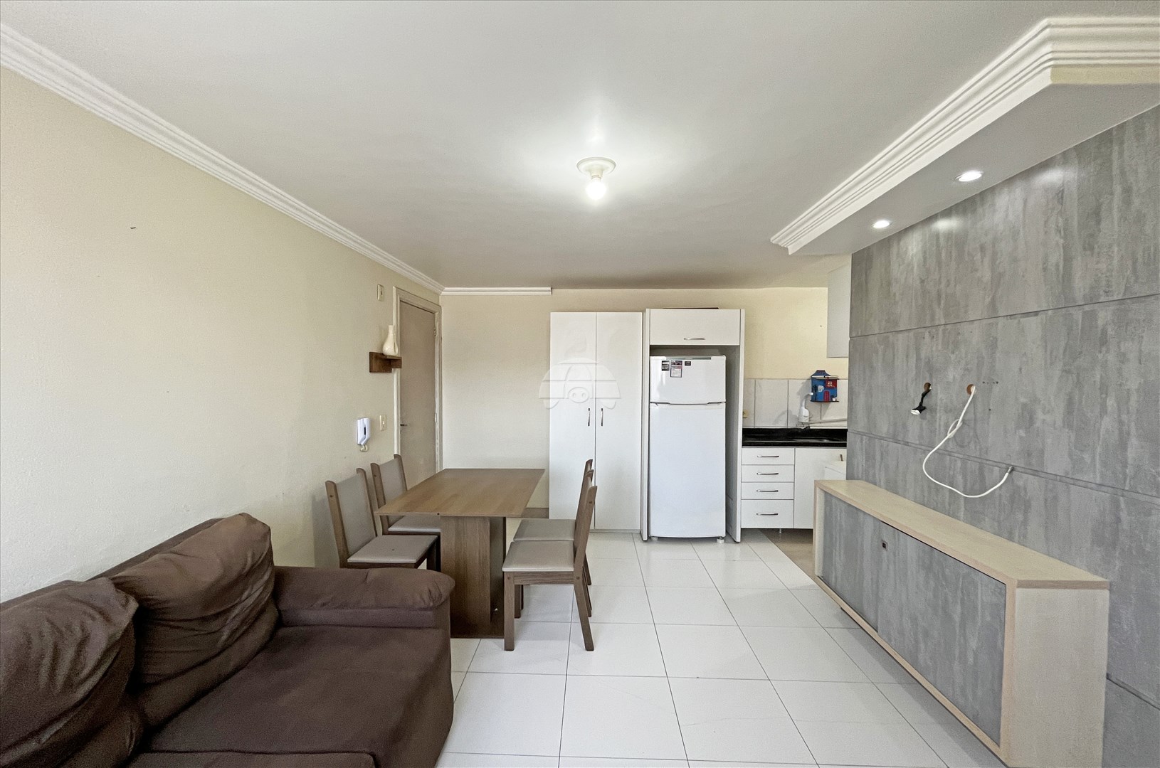 Apartamento para alugar em Sítio Cercado, Curitiba — Portal Chave Fácil