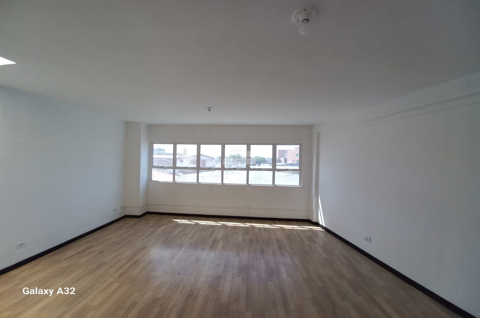 Sala/Conjunto Comercial para alugar em Centro, São José dos Pinhais — Portal Chave Fácil