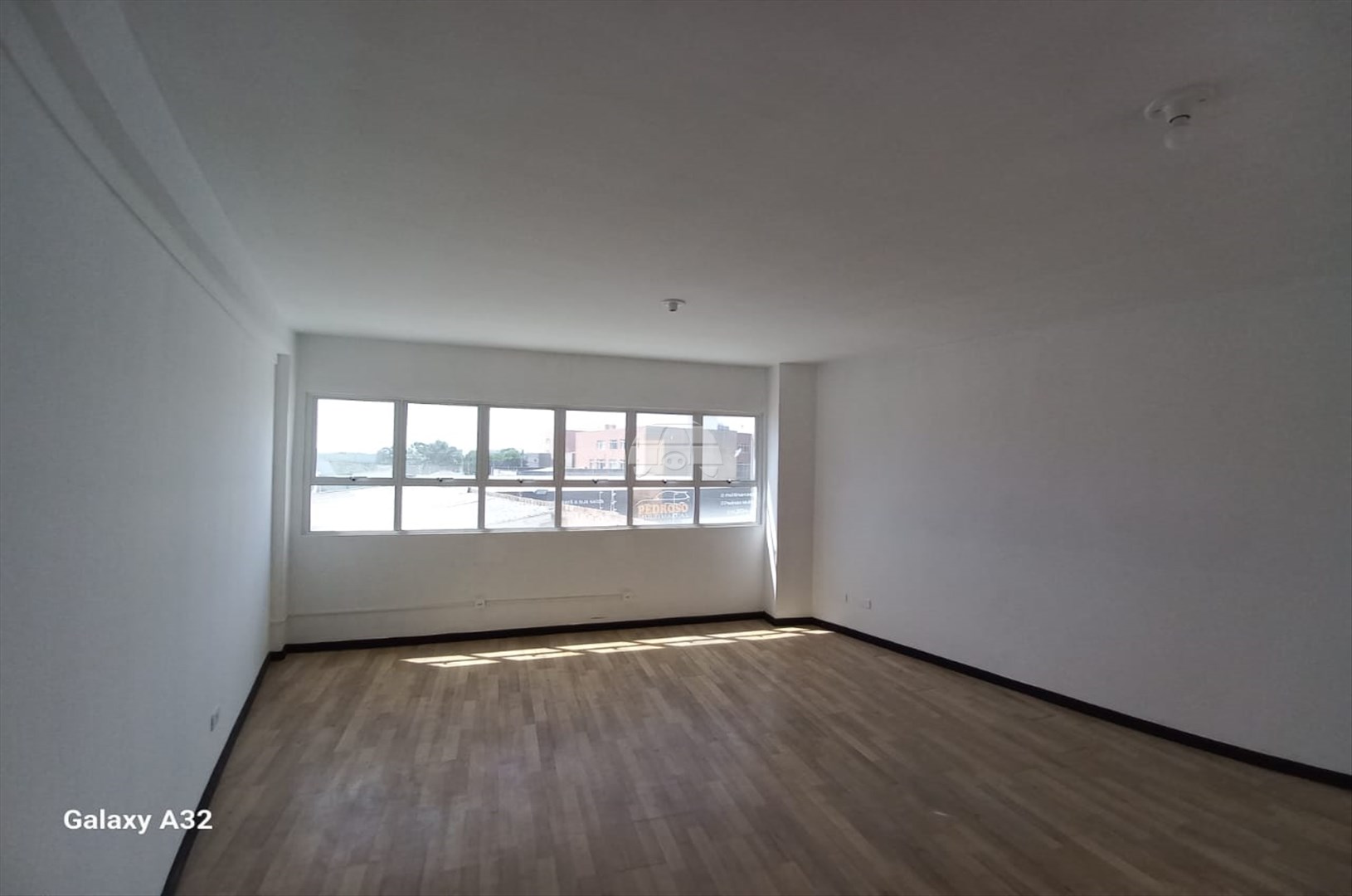 Sala/Conjunto Comercial para alugar em Centro, São José dos Pinhais — Portal Chave Fácil
