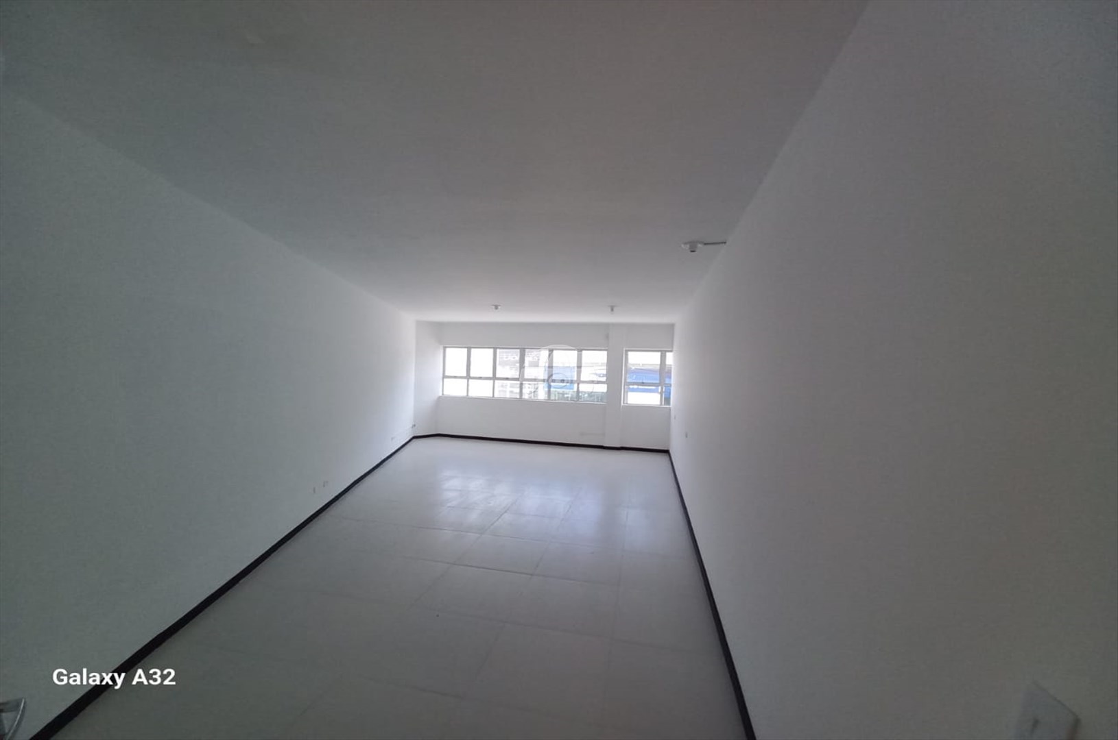 Sala/Conjunto Comercial para alugar em Centro, São José dos Pinhais — Portal Chave Fácil