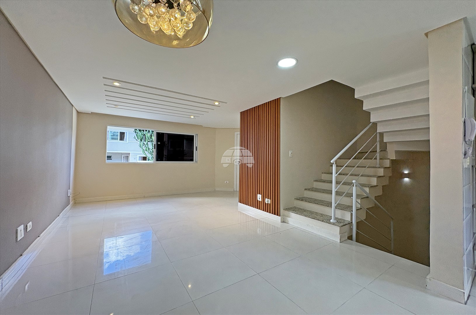 Casa para alugar em Santa Cândida, Curitiba — Portal Chave Fácil