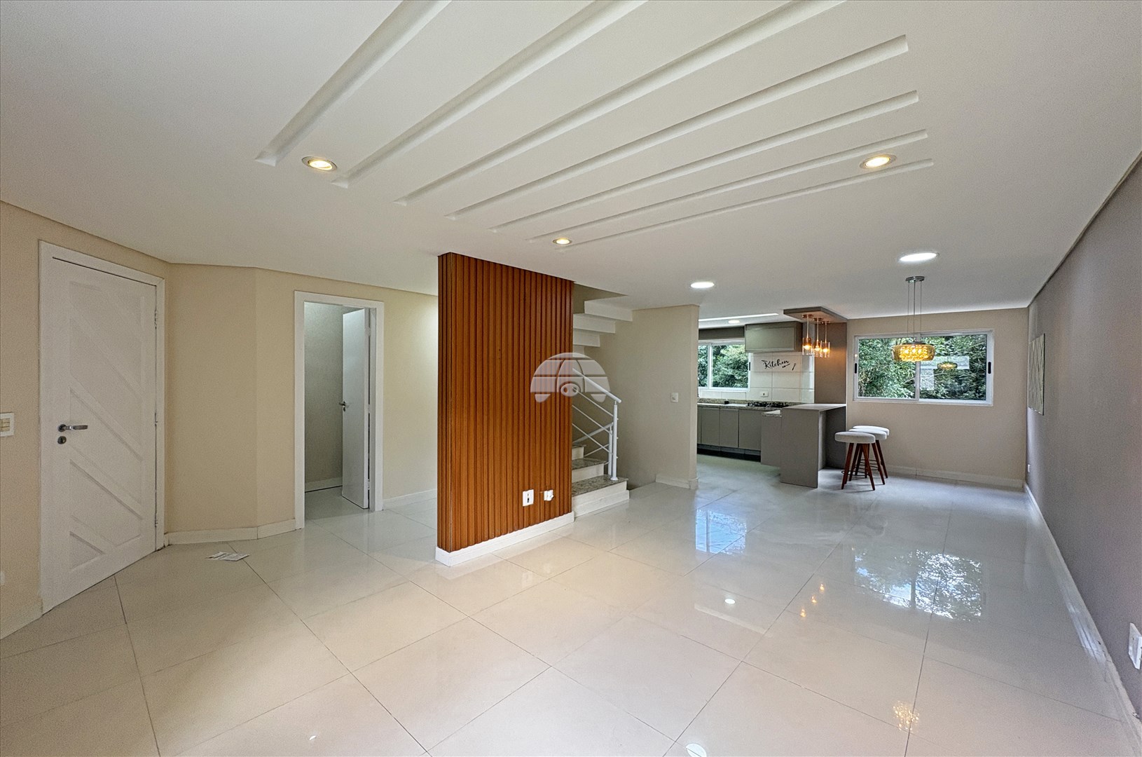 Casa para alugar em Santa Cândida, Curitiba — Portal Chave Fácil