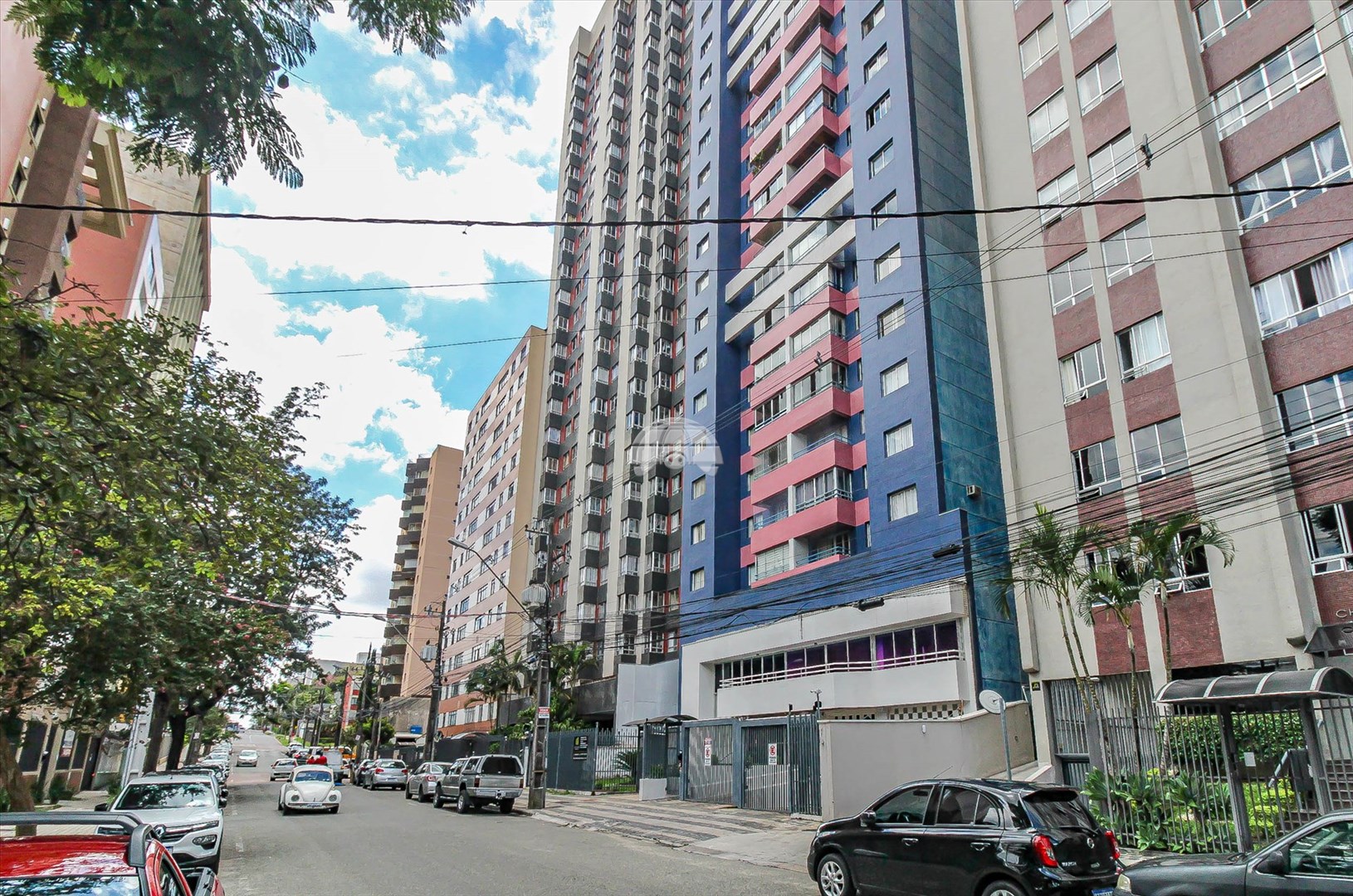 Apartamento para alugar em Cristo Rei, Curitiba — Toyo Imóveis - Curitiba/PR