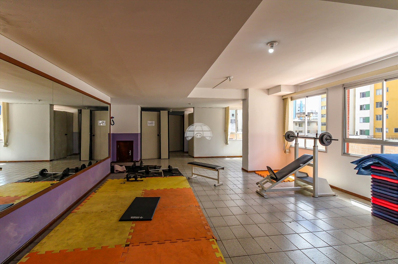 Apartamento para alugar em Cristo Rei, Curitiba — Toyo Imóveis - Curitiba/PR