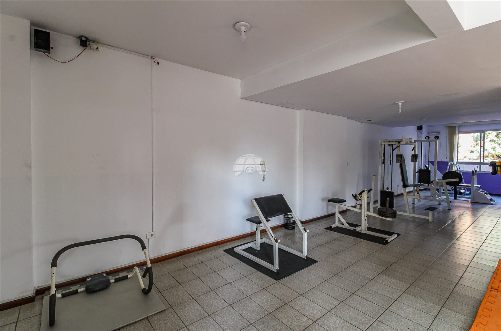 Apartamento para alugar em Cristo Rei, Curitiba — Toyo Imóveis - Curitiba/PR