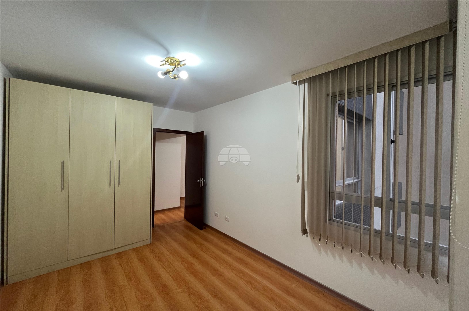 Apartamento para alugar em Cristo Rei, Curitiba — Toyo Imóveis - Curitiba/PR