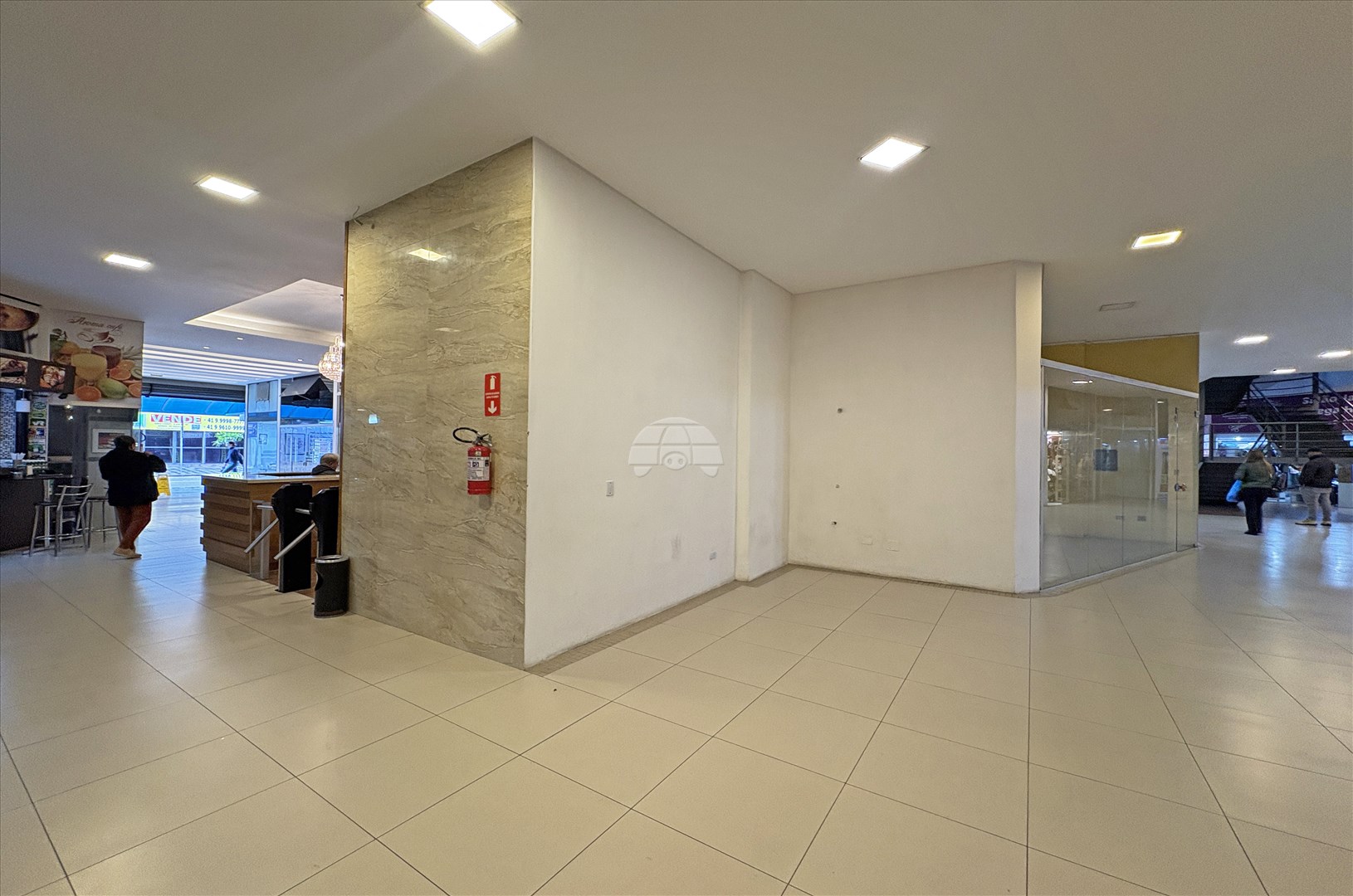 Loja Comercial para Locação no Bairro Centro ref. 106404 (9 / 10)