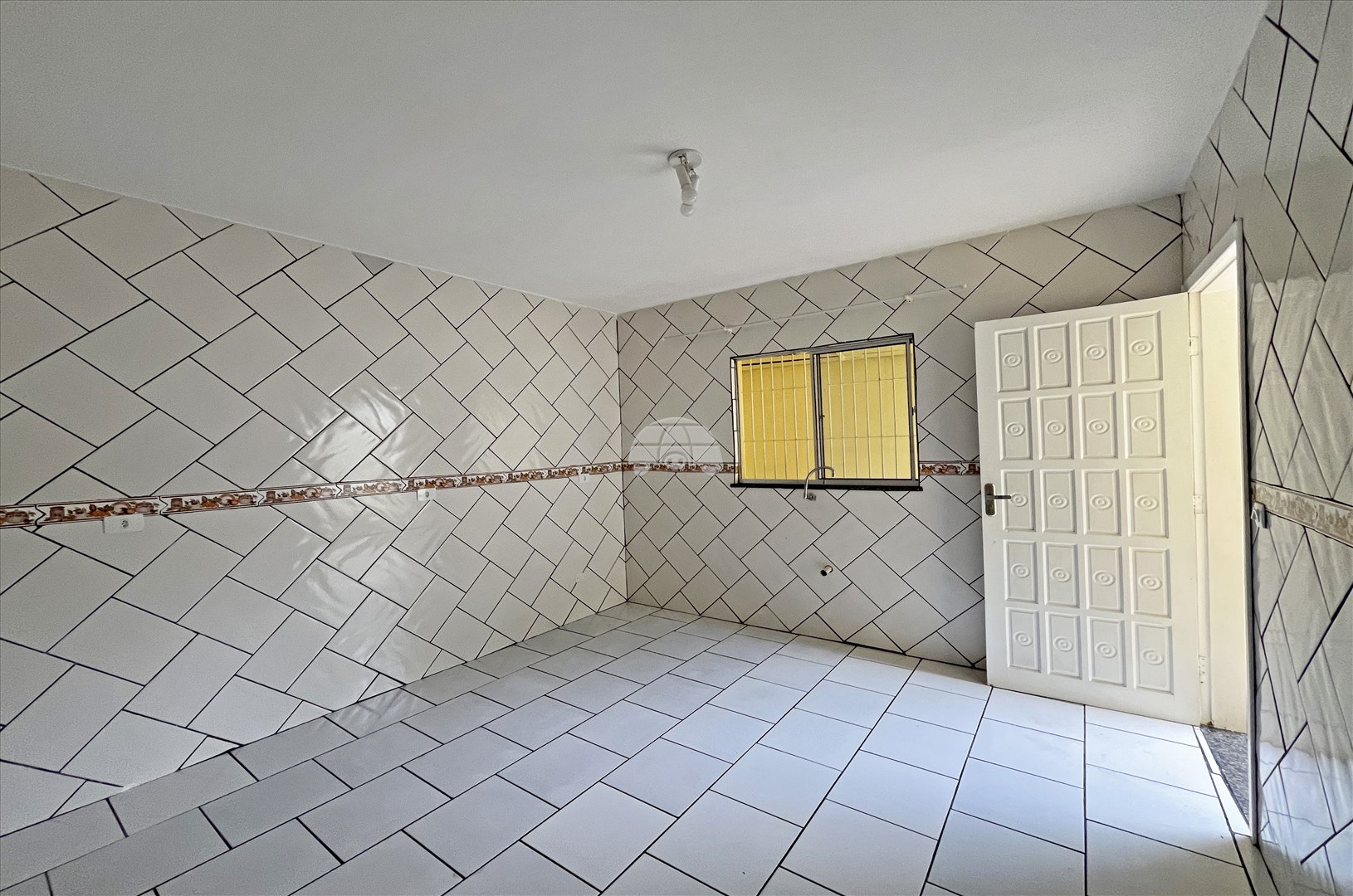 Casa para alugar em Tindiquera, Araucária — Portal Chave Fácil