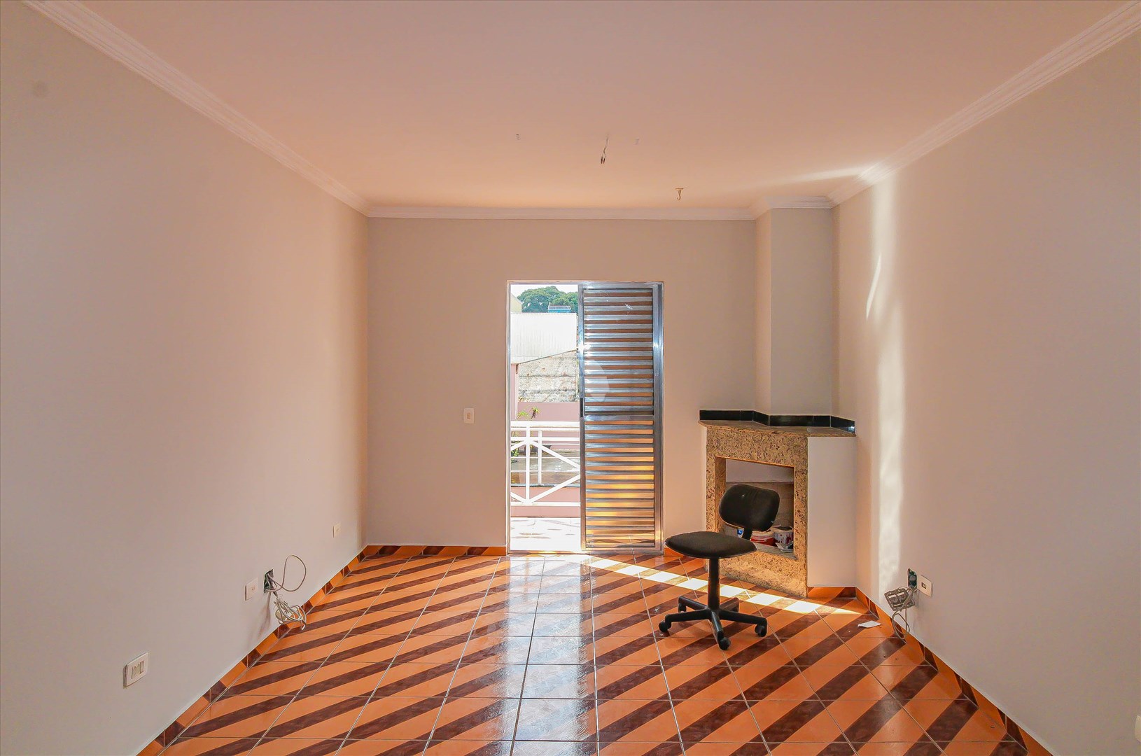 Sobrado Comercial para Locação no Bairro Lindóia ref. 87901 (9 / 10)