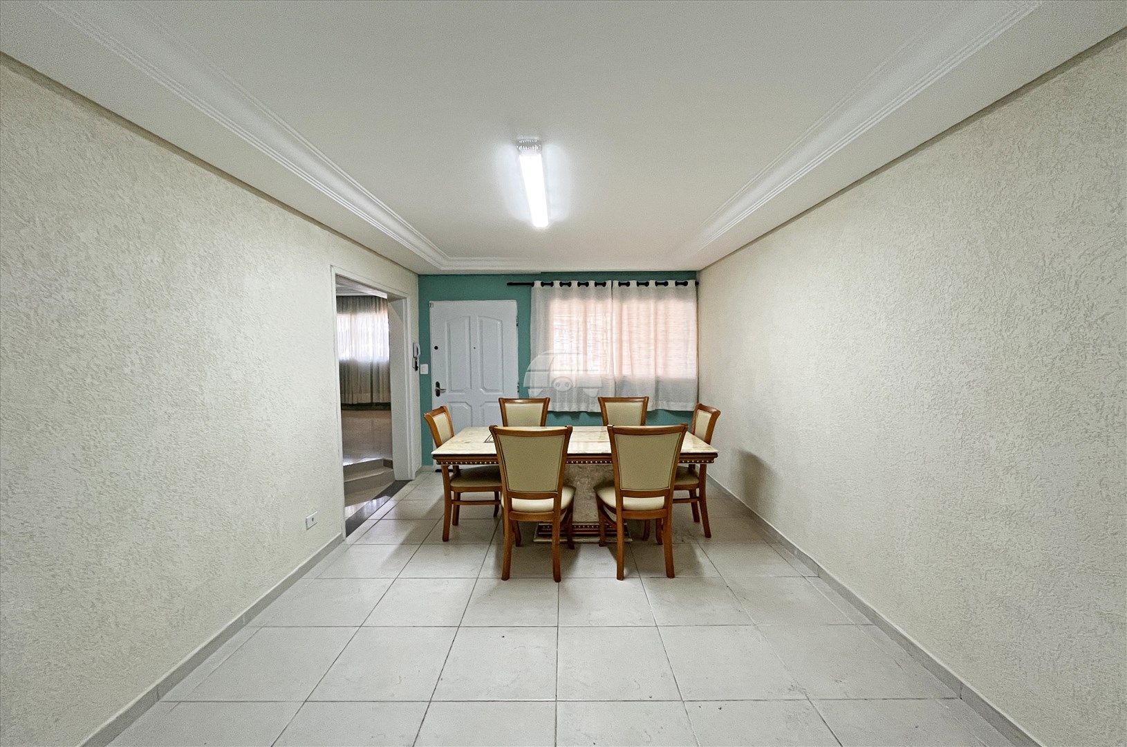 Casa para alugar em Boa Vista, Curitiba — Casa ao Lado - A sua imobiliária em Curitiba