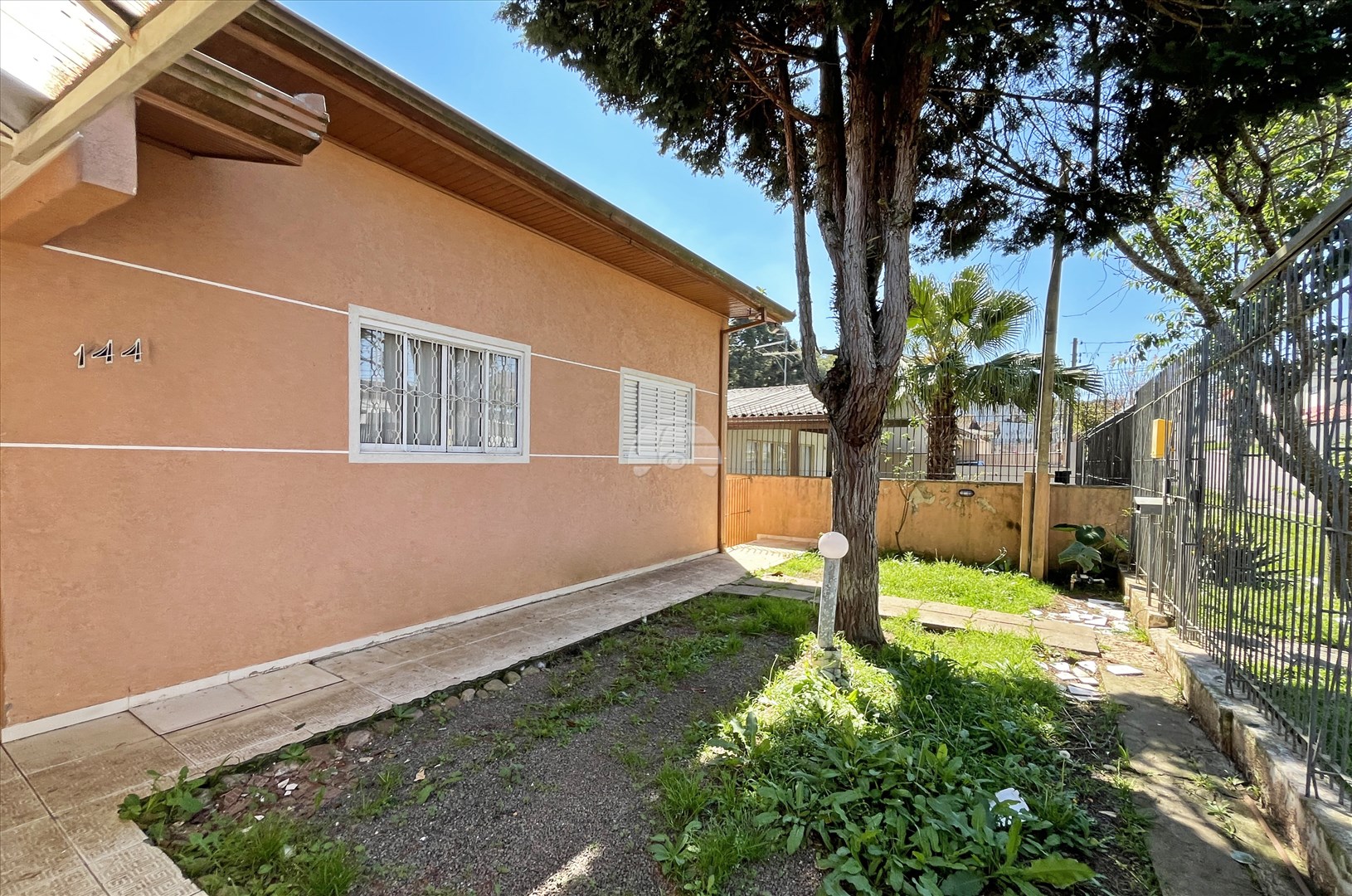 Casa para alugar em Boa Vista, Curitiba — Casa ao Lado - A sua imobiliária em Curitiba