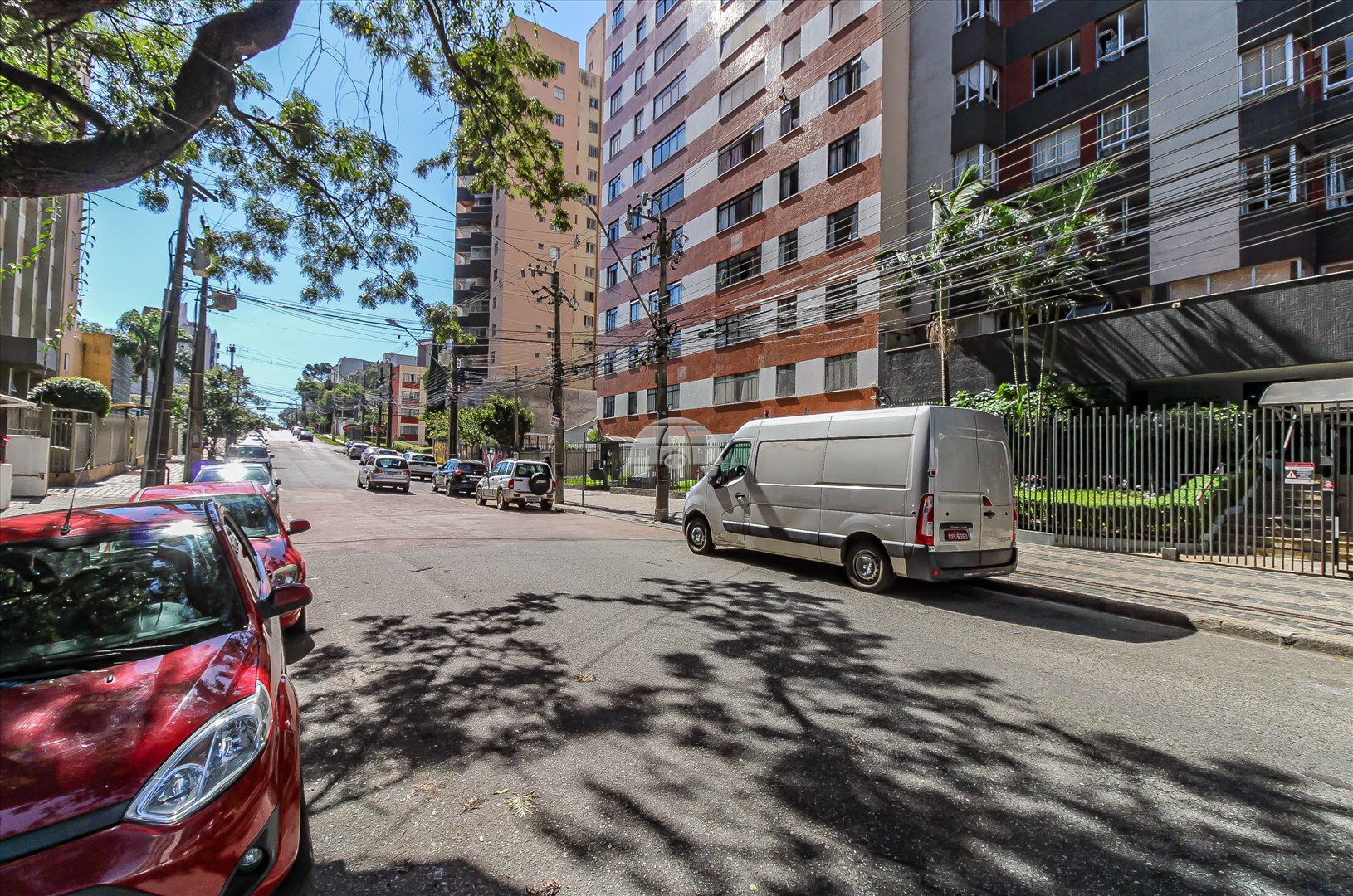 Apartamento para alugar em Cristo Rei, Curitiba — Toyo Imóveis - Curitiba/PR