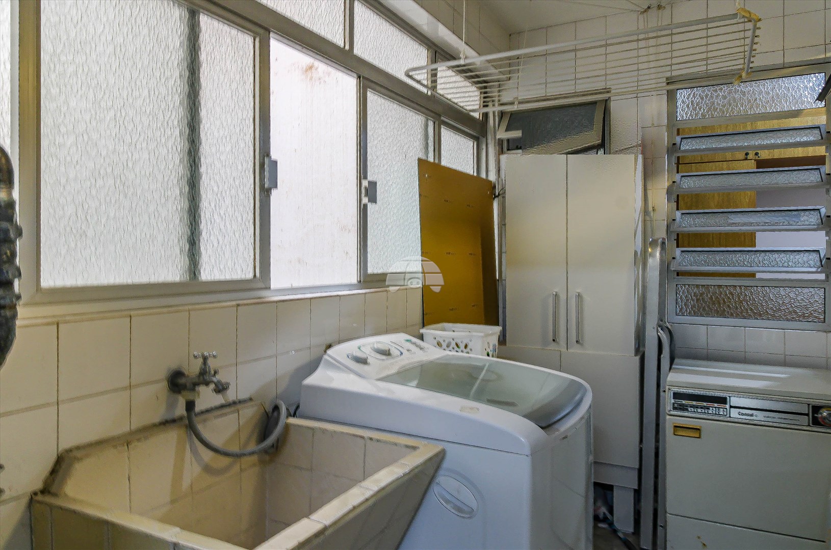 Apartamento para alugar em Cristo Rei, Curitiba — Toyo Imóveis - Curitiba/PR