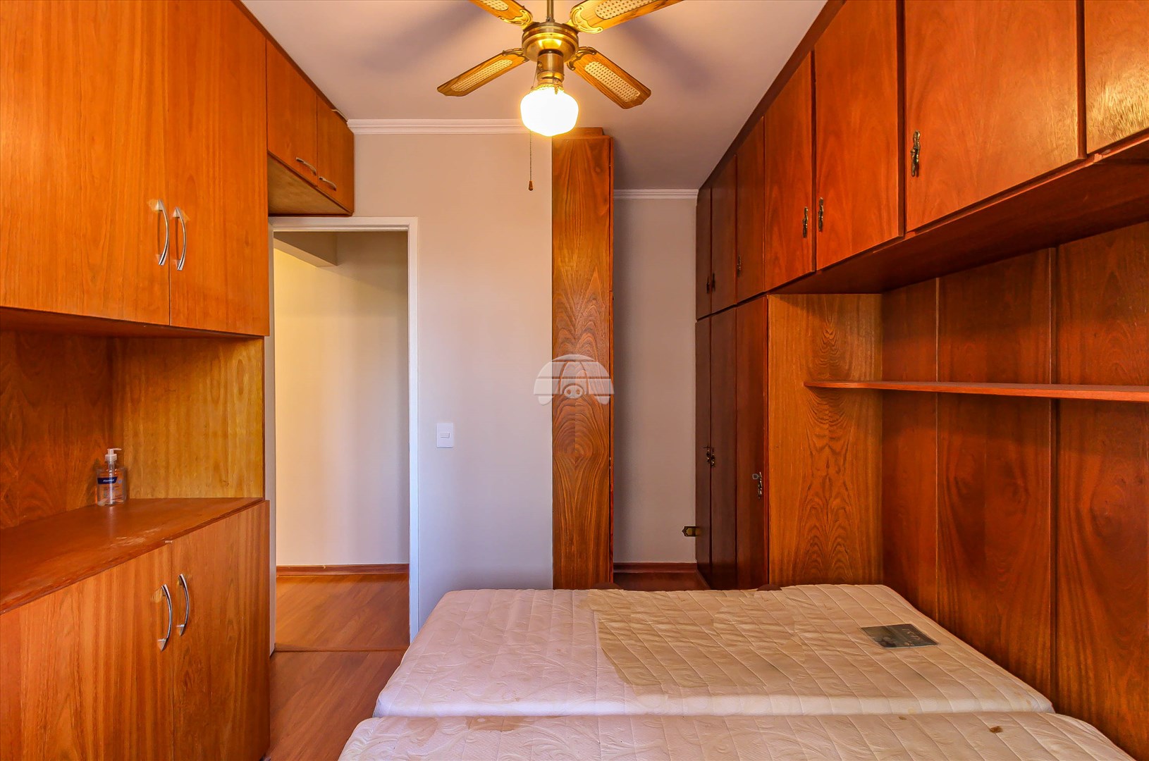 Apartamento para alugar em Cristo Rei, Curitiba — Toyo Imóveis - Curitiba/PR