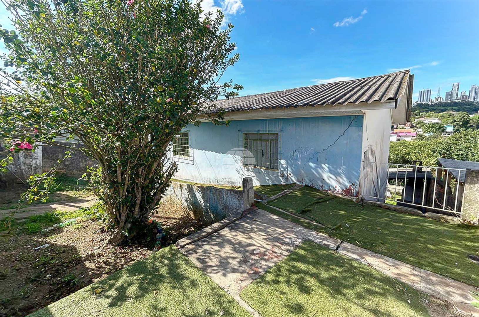 Casa à venda em Ronda, Ponta Grossa — Portal Chave Fácil