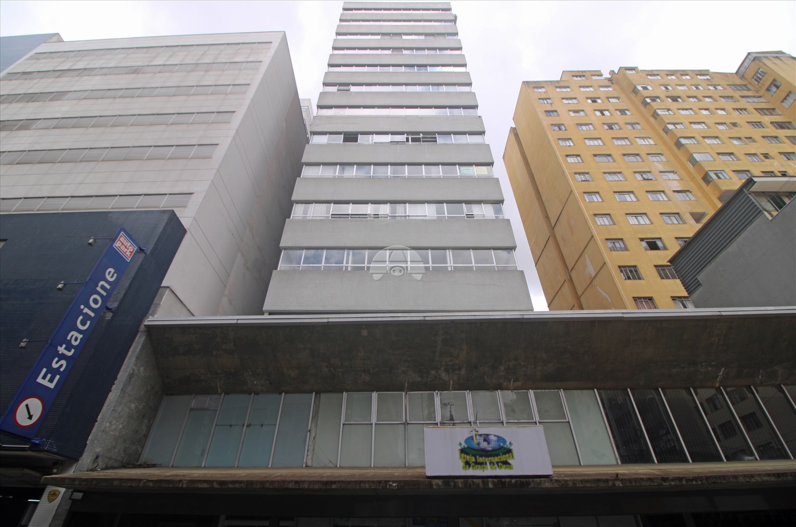 Casa para alugar em Centro, Curitiba — Portal Chave Fácil