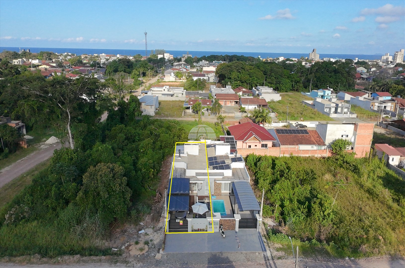 Casa à venda em Barra Do Saí, Itapoá — Portal Chave Fácil